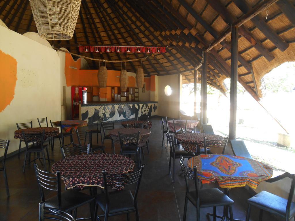 Victoria Falls Budget Hotel Eksteriør bilde